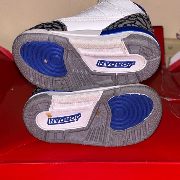 Jordan Kids White and Gray JR3 racer blue - Picture 4 of 4